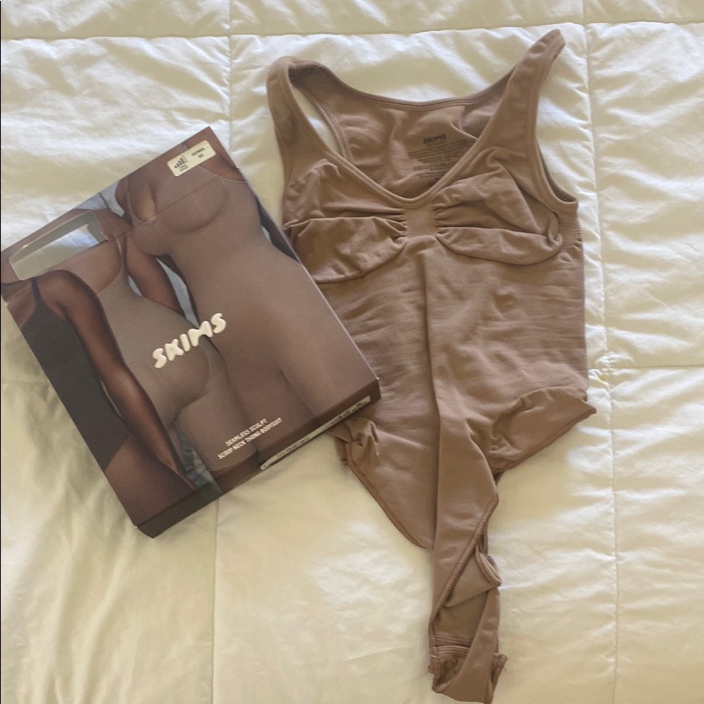 Skims Seamless Sculpt Scoop Bodysuit